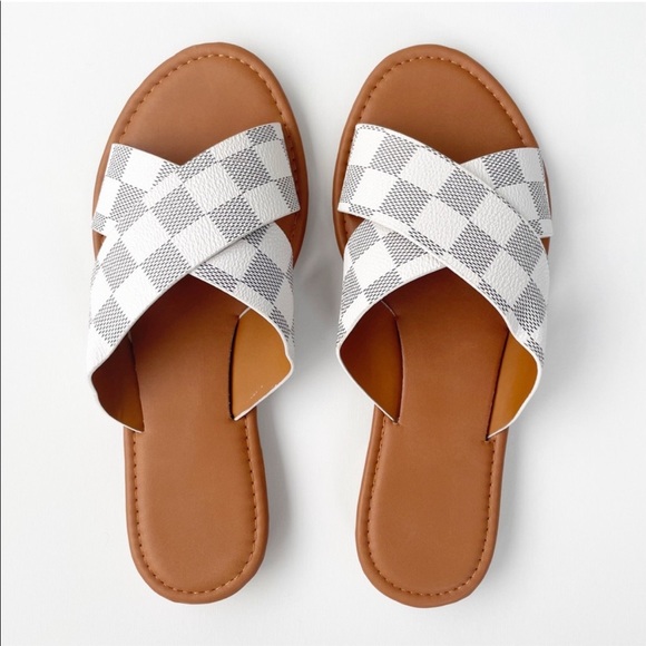 White Gray Checkered Criss Cross Sandal - Picture 4 of 7
